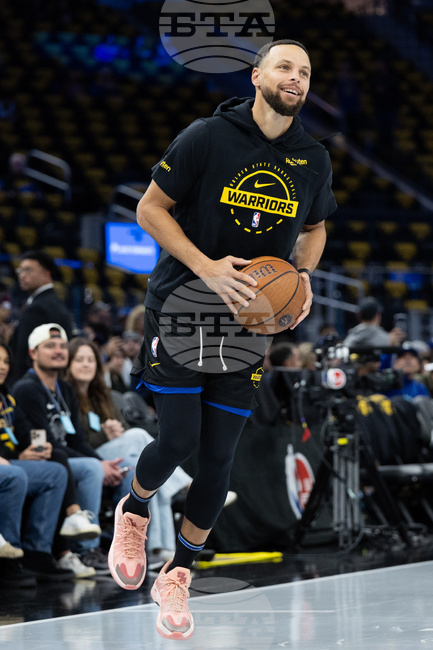 Стеф Къри ще се завърне за Голдън Стейт в НБА в мача срещу Минесота в петък