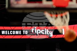 Spurs Trail Blazers Basketball