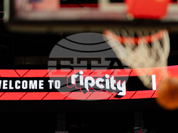 Spurs Trail Blazers Basketball