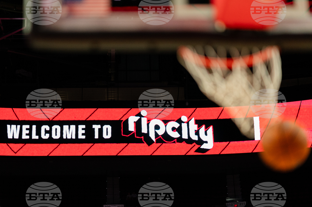 Spurs Trail Blazers Basketball