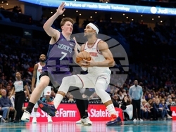 Knicks Hornets Basketball