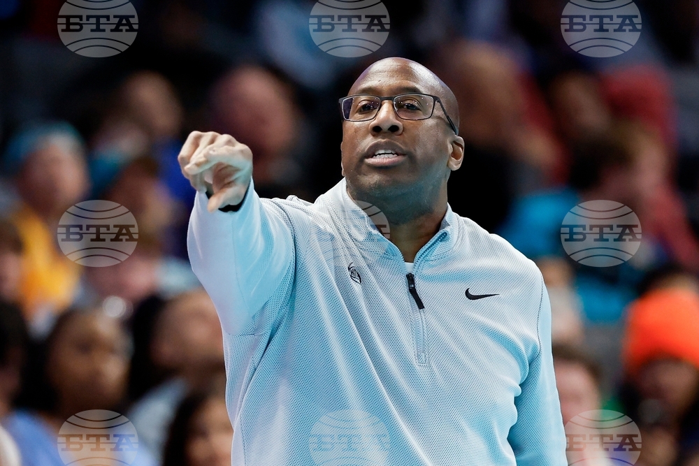 Knicks Hornets Basketball