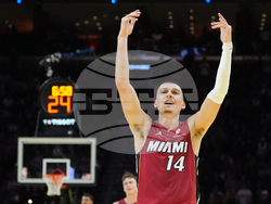 Bucks Heat Basketball