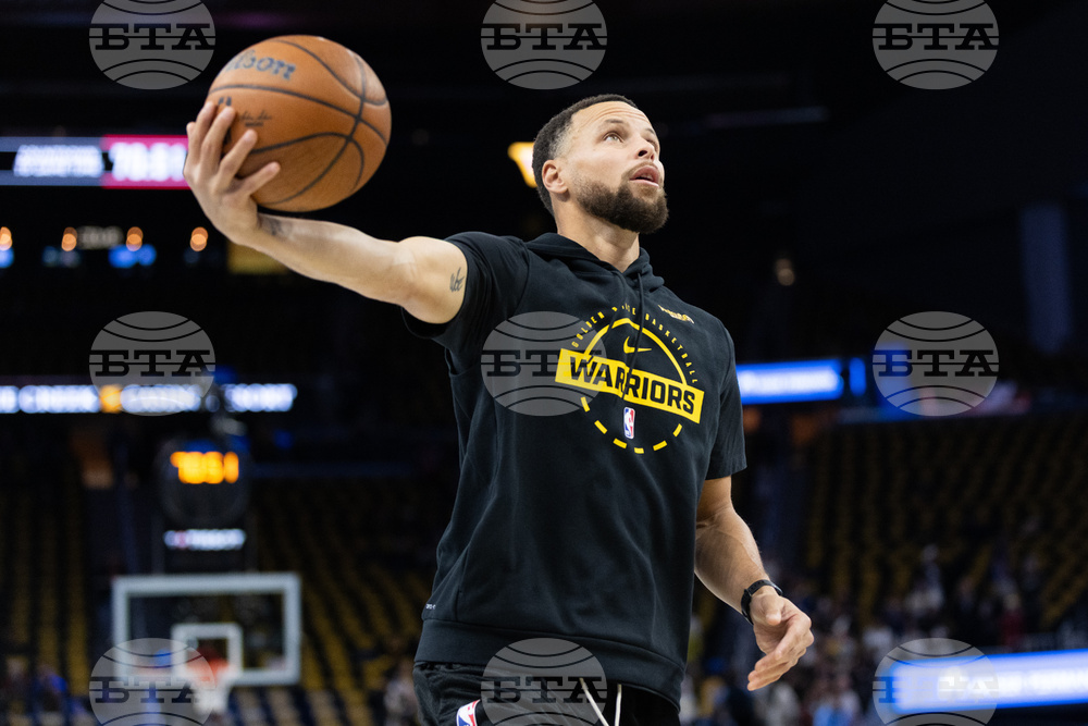 Rockets Warriors Basketball