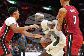 Bucks Heat Basketball