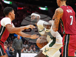 Bucks Heat Basketball