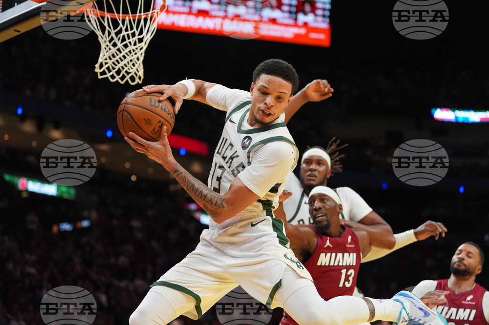 Bucks Heat Basketball