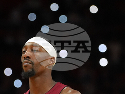 Bucks Heat Basketball