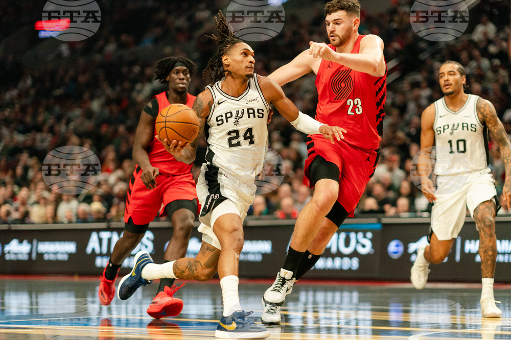 Spurs Trail Blazers Basketball