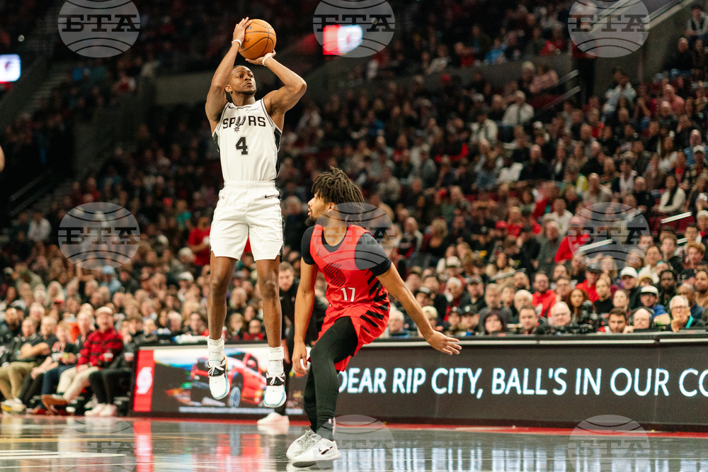 Spurs Trail Blazers Basketball