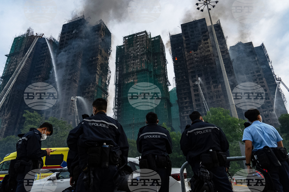 APTOPIX Hong Kong Fire
