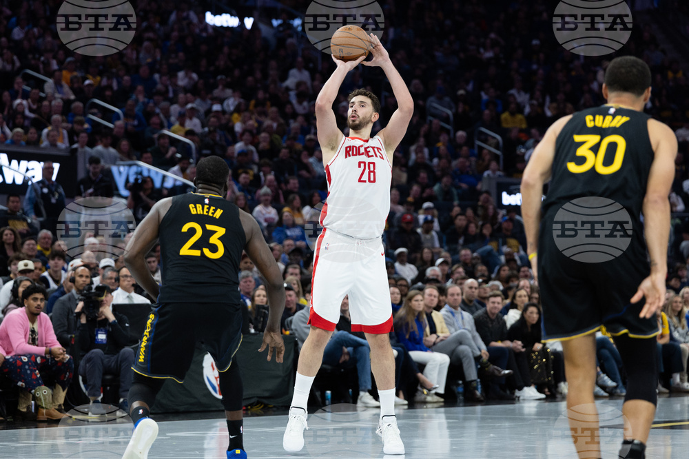 Rockets Warriors Basketball