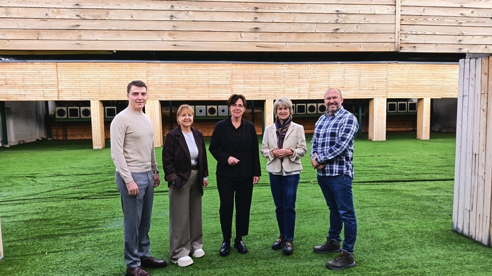 Легендите Весела Лечева и Ясна Шекарич дадоха старт на първия европроект в спортната стрелба