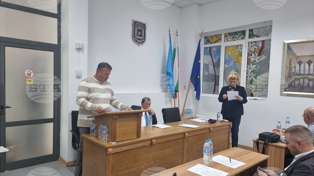 На редовно заседание Общинският съвет в Балчик прие промени в Правилника за дейността си и решения за финансова помощ 