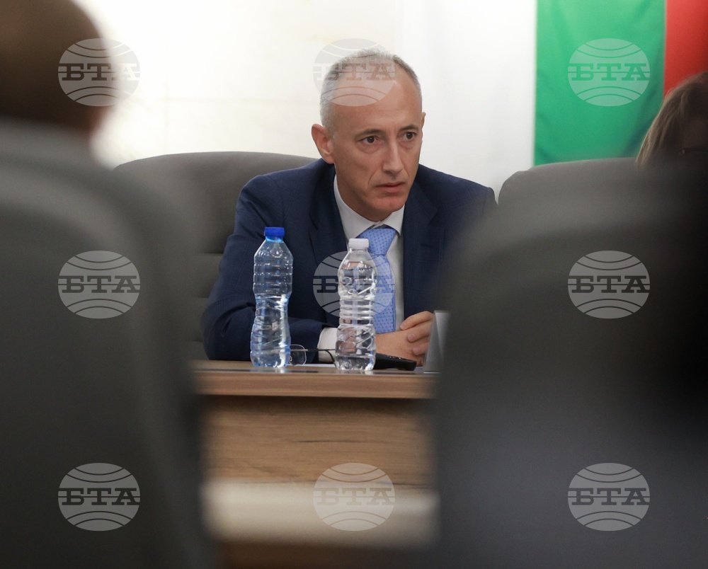 Министерство на образованието и науката (МОН )- структура на училищното образование - дискусия