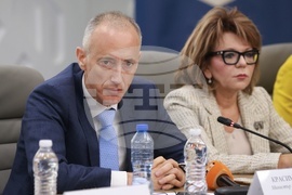 Министерство на образованието и науката (МОН )- структура на училищното образование - дискусия