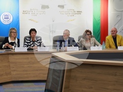 Министерство на образованието и науката (МОН )- структура на училищното образование - дискусия