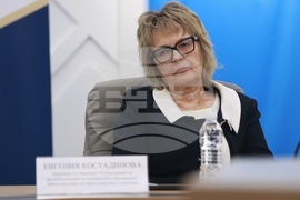 Министерство на образованието и науката (МОН ) - структура на училищното образование - дискусия