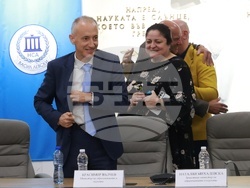 Министерство на образованието и науката (МОН ) - структура на училищното образование - дискусия