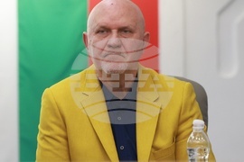 Министерство на образованието и науката (МОН ) - структура на училищното образование - дискусия