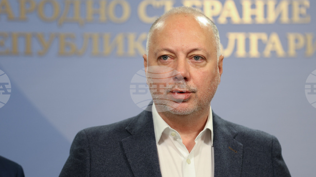 Ще седнем на масата на разговорите, ще се опитаме да възстановим диалога със синдикати и работодатели, обяви премиерът Желязков относно проектобюджета