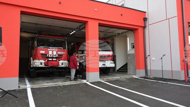 Общо 65 пожара са потушени в страната през последното денонощие