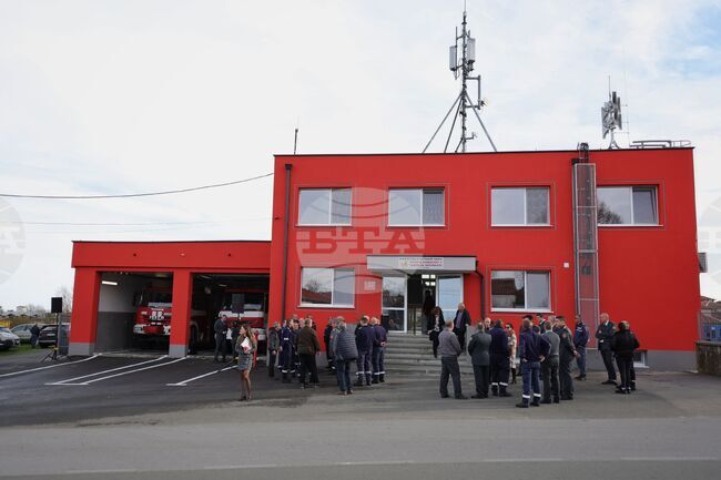 Средец - обновена сграда на пожарната служба - откриване