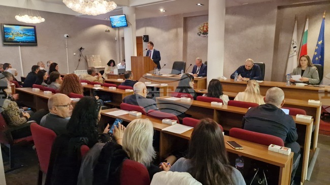 Общинските съветници в Търговище подкрепиха промени по бюджета и в състава на постоянната комисия „Териториално-селищно устройство“