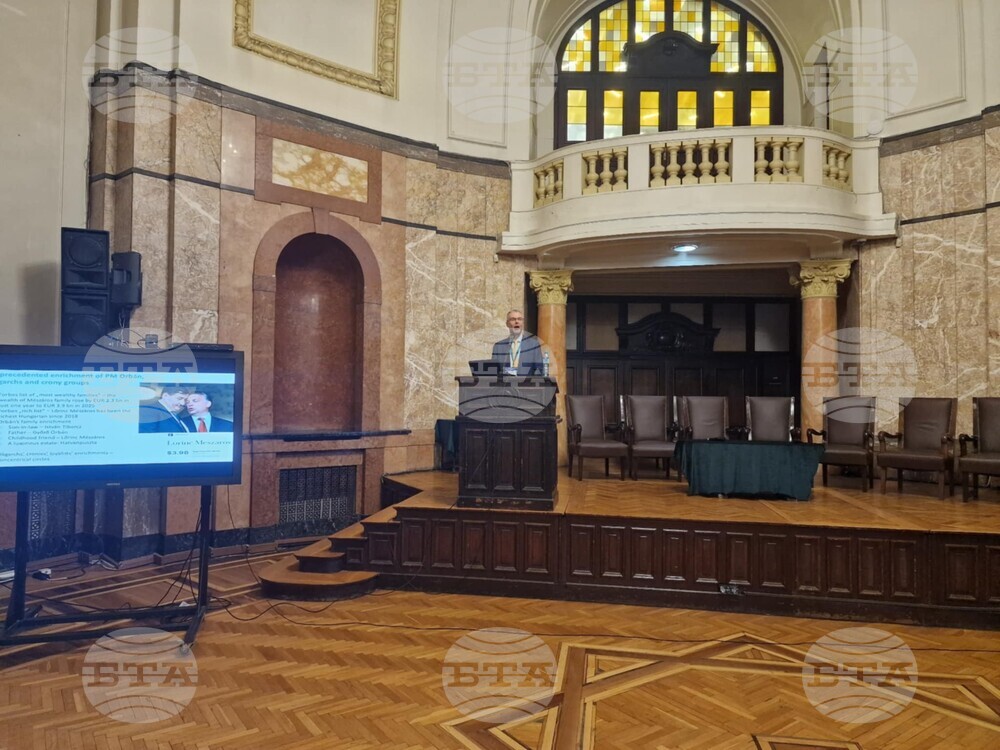 Transparency International Hungary Director: Southeast European Countries Retreating from Democratic Governance