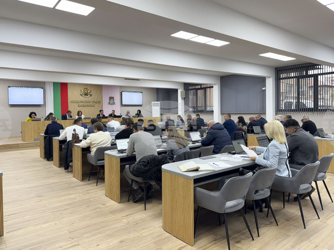 Общинският съвет в Казанлък одобри кандидатстване на администрацията с проект за подкрепа на деца в нужда и техните семейства