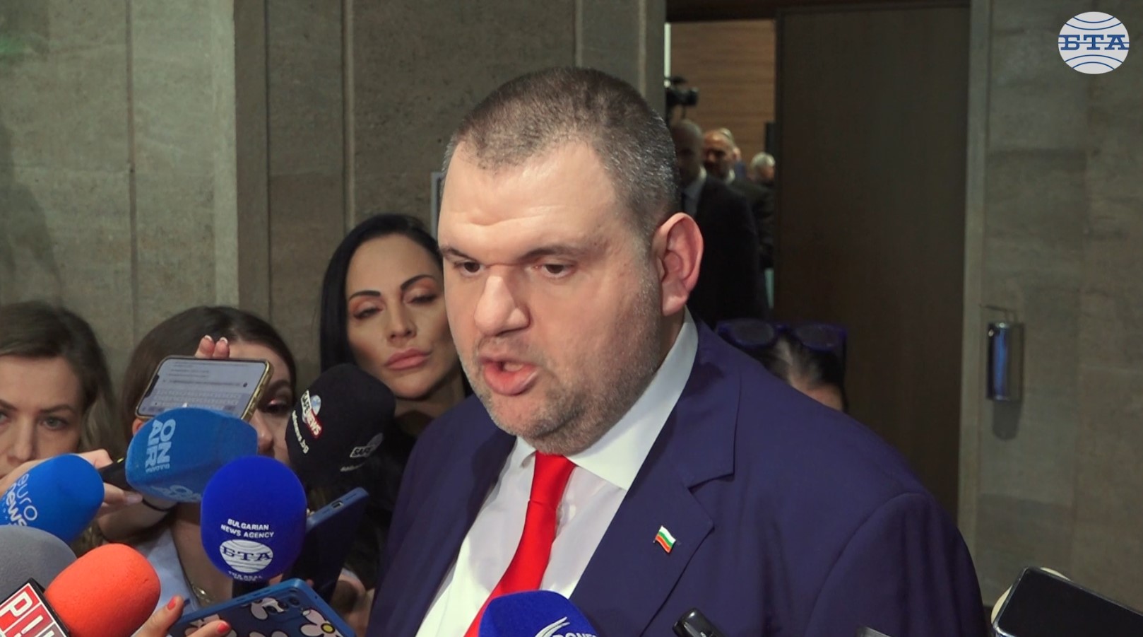 Никой няма да вземе властта през улицата, заяви лидерът на "ДПС – Ново начало" Делян Пеевски