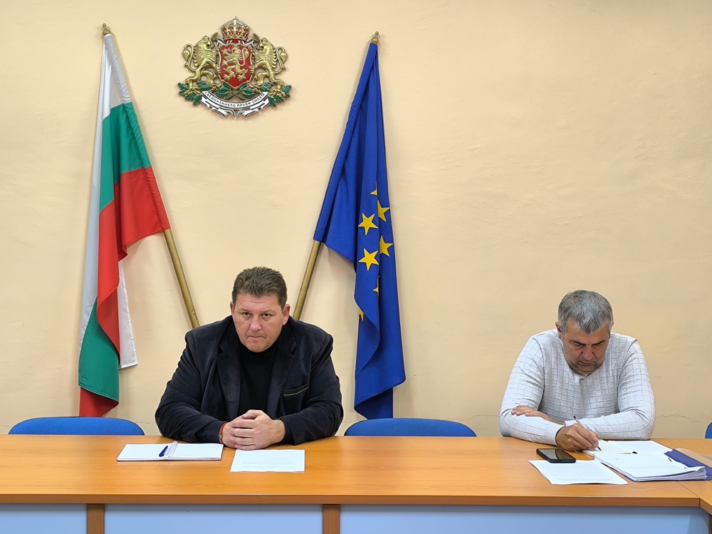 Областна администрация Добрич: Проведе се работно заседание на Координационното звено за изпълнение на ПМС 100 – обхващане и включване на деца и ученици в образователната система