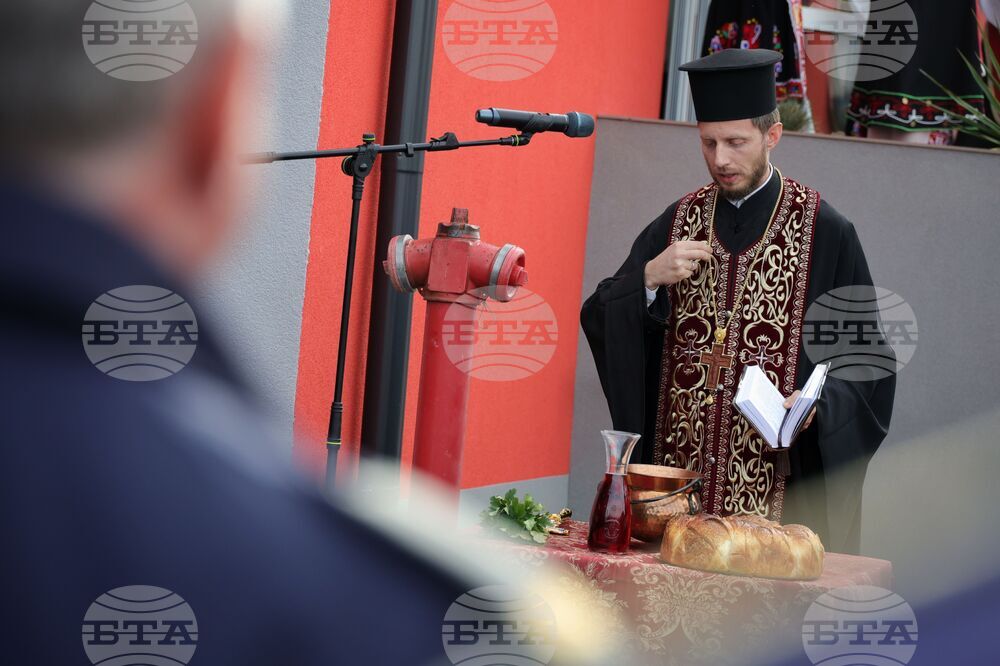 Средец - обновена сграда на пожарната служба - откриване