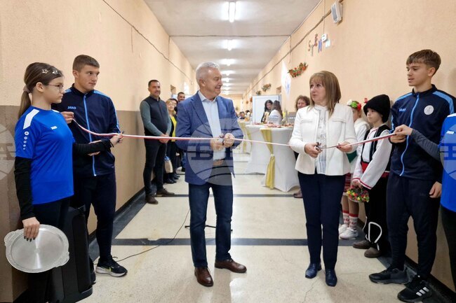 Откриха нов STEM център в Седмо средно училище „Йордан Радичков“ в Монтана