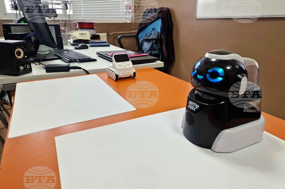 Монтана - Седмо средно училище „Йордан Радичков“  - STEM център