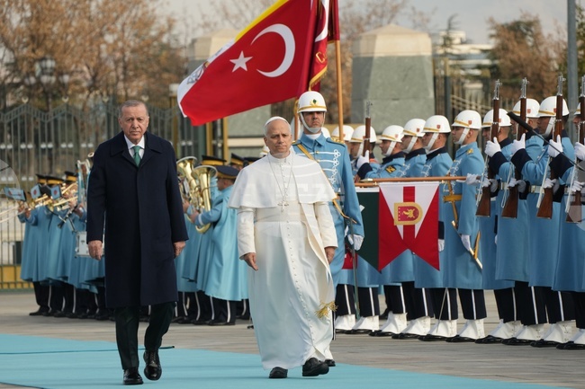 Ердоган посрещна папа Лъв XIV в президентския дворец в Анкара