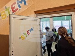 Монтана - Седмо средно училище „Йордан Радичков“  - STEM център