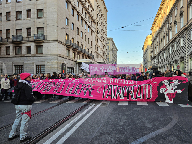 Първото за годината убийство на жена в Италия доведе до двойно самоубийство на родителите на убиеца