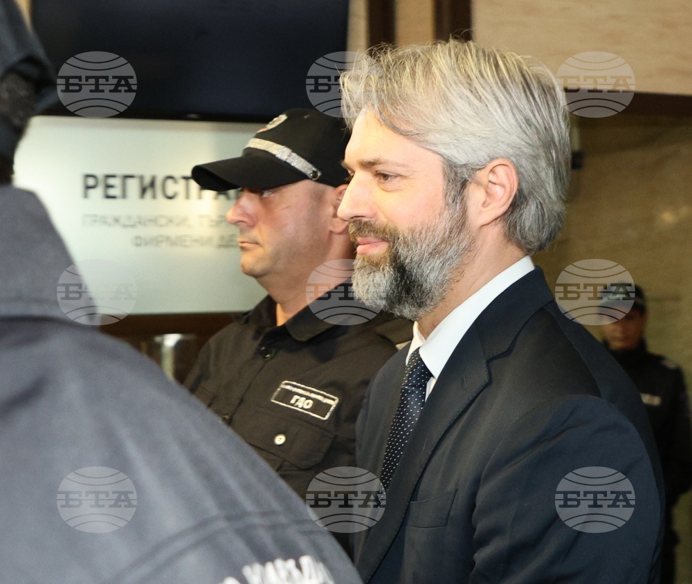 Събират се дарения за паричната гаранция на варненския кмет Благомир Коцев, съобщиха от „Продължаваме промяната“