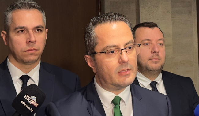 „Възраждане“: Натискът с протести трябва да продължи всеки ден