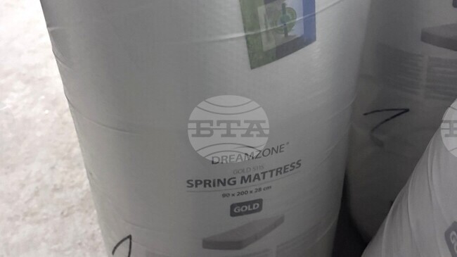 Пловдивската полиция задържа 42-годишен мъж, заподозрян в инсцениране на кражбата на матраци за 77 хиляди лева