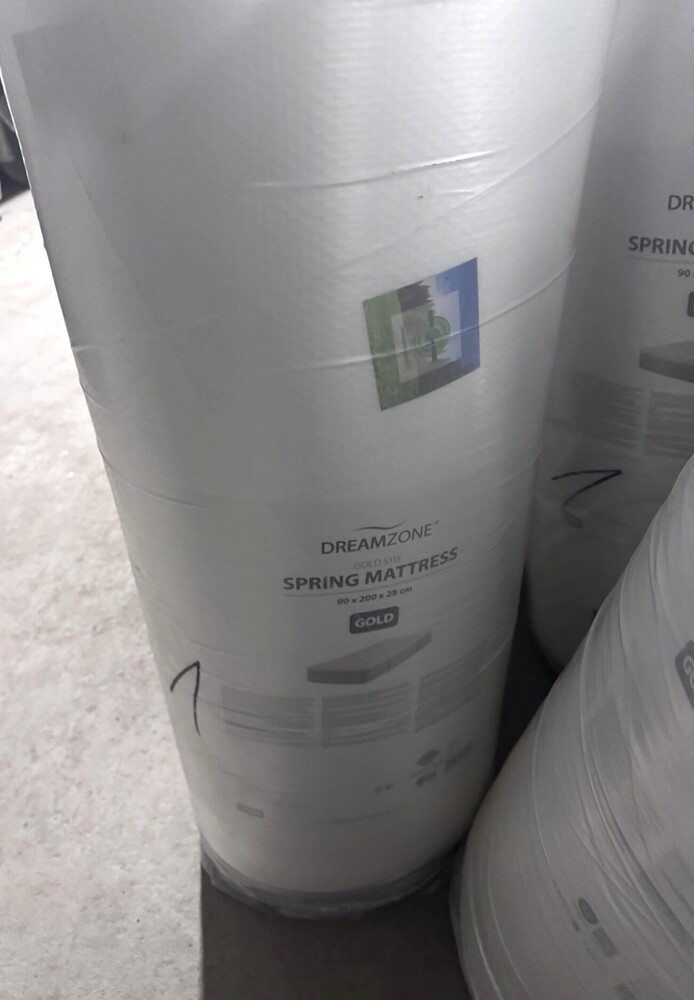 Пловдивската полиция задържа 42-годишен мъж, заподозрян в инсцениране на кражбата на матраци за 77 хиляди лева