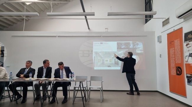 В началото на следващата седмица ще бъде избран изпълнил на проекта за ремонт и обновяване на Графичната база в Бургас