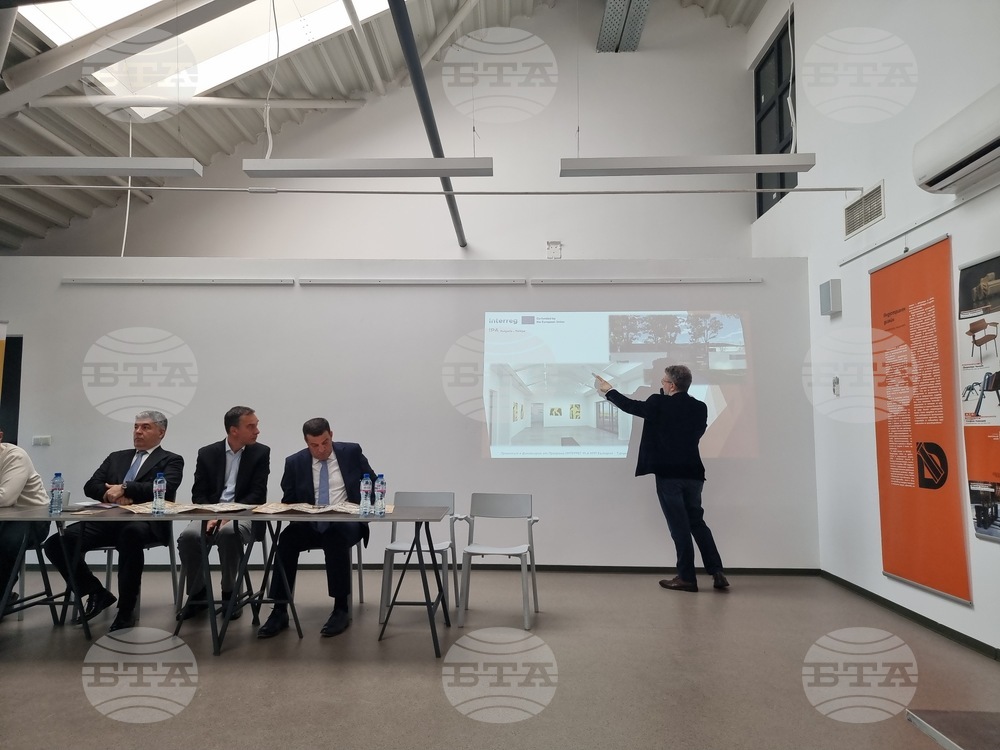 В началото на следващата седмица ще бъде избран изпълнител на проекта за ремонт и обновяване на Графичната база в Бургас