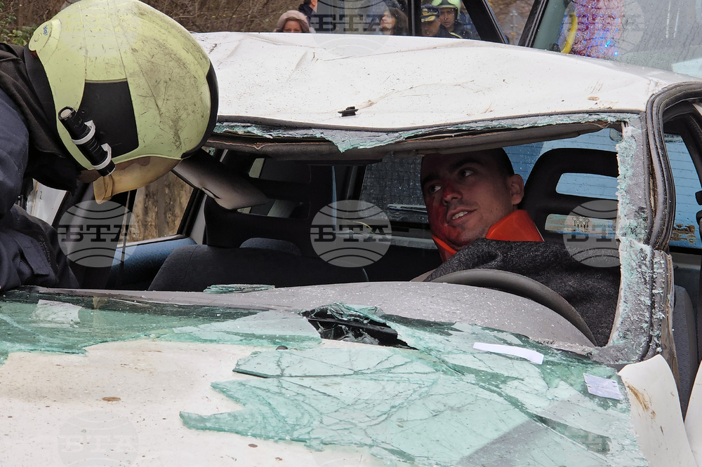 Ловеч - Единна спасителна система при верижна катастрофа - учение