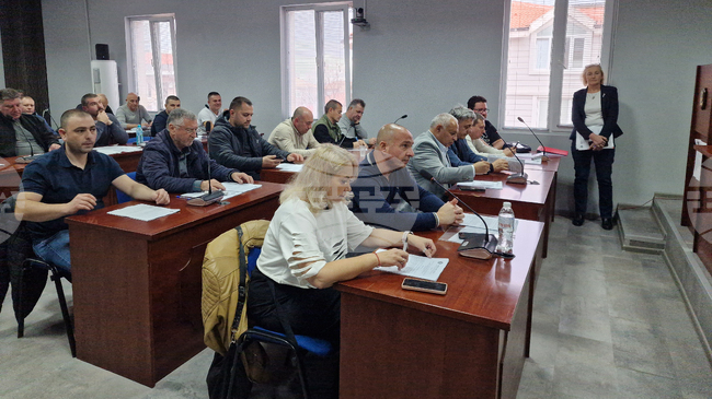 Община Омуртаг ще кандидатства с проект за реконструкция на водопроводната мрежа по централната улица в града 