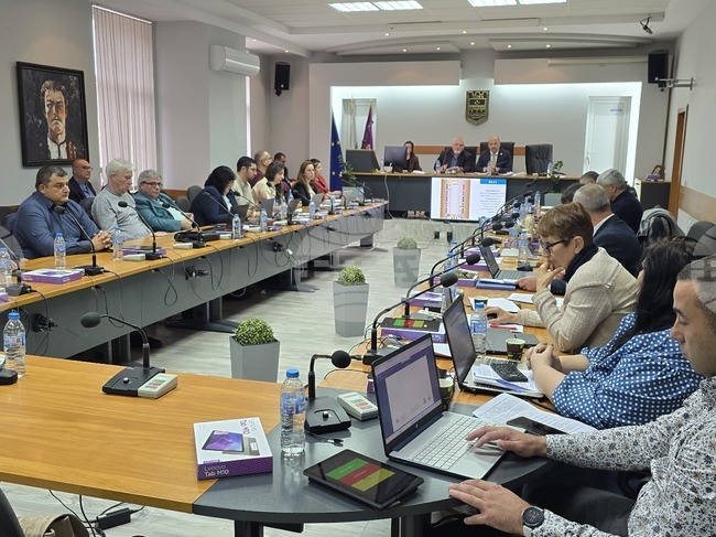 Общинските съветници не приеха предложението за намаляване на възнагражденията им