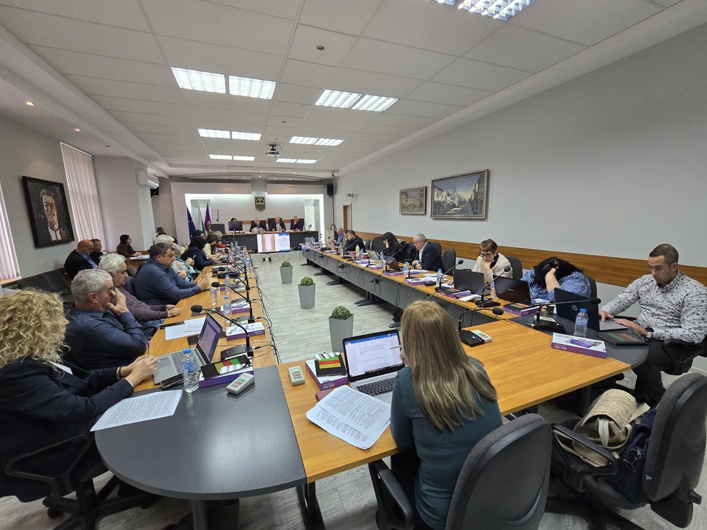 За пореден път общинските съветници не приеха предложението на кмета за повишаване на данъците в общината