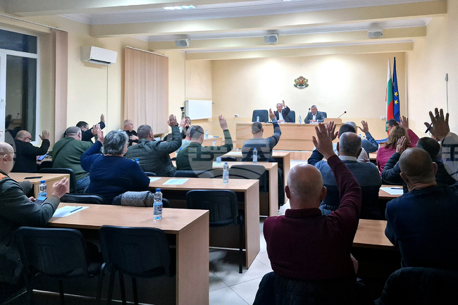 Общинският съвет в Исперих одобри решения, свързани с инфраструктура, здравеопазване, образование и земеделие