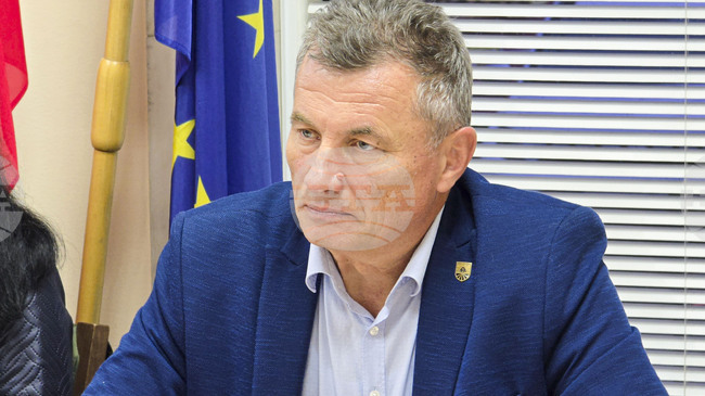 Речните корита в община Бяла Слатина са почистени, съобщи кметът инж. Иво Цветков